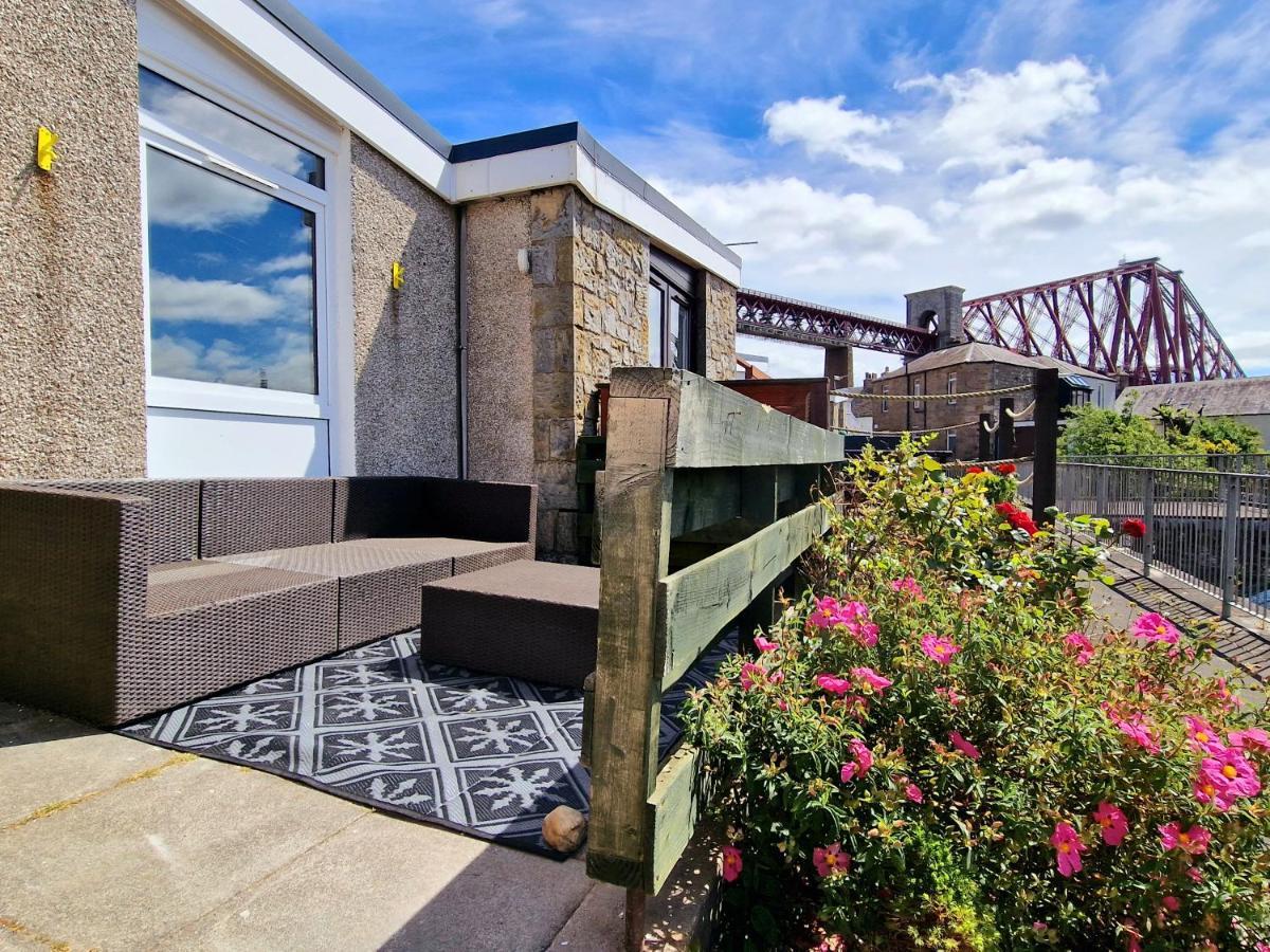 Three Bridges Waterfront *